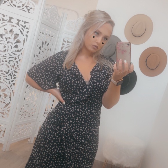 Meet your stylist! - Picture 4 of 6